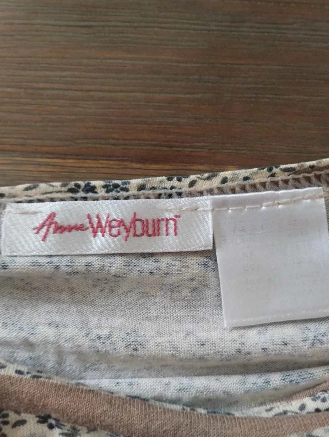 Blouse met bruine bloemenprint en geborduurd hart, Anne Weyburn, T42/44 – photo 5